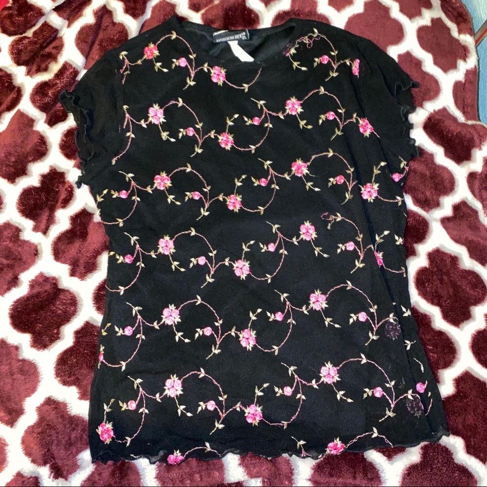 Floral embroidered top